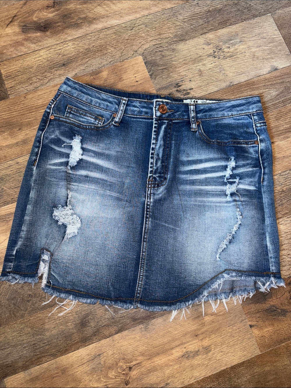 Indigo Rein, size 11 Blue Distressed Denim Mini Skirt w/ Frayed Hem